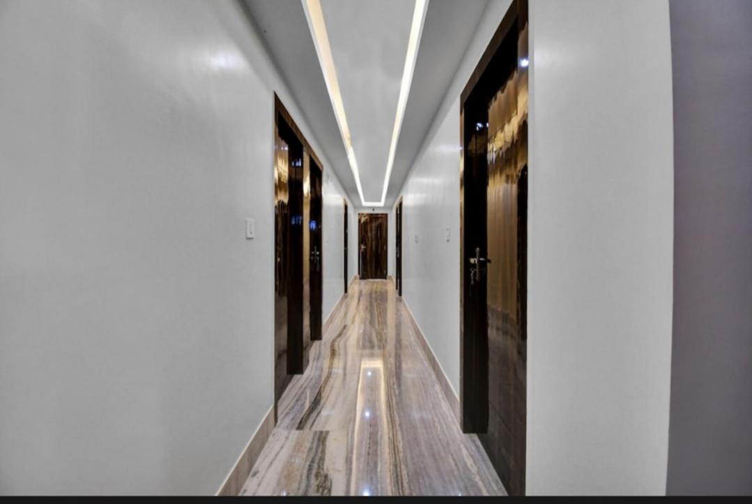 Om Guest House And Banquet Kolkata Exterior photo